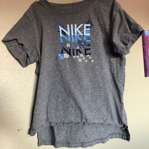 nike graphic tee